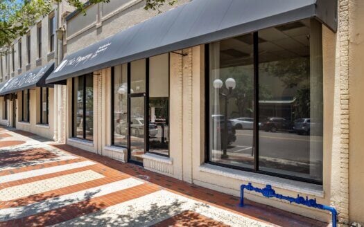 235 2nd Ave S
