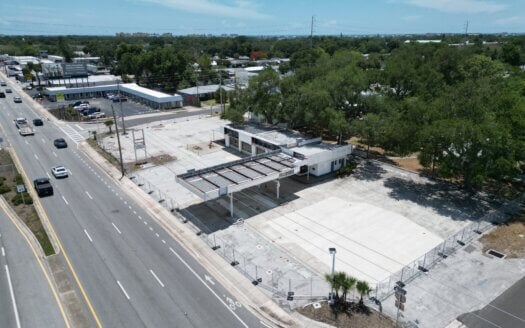 6390 Seminole Blvd.